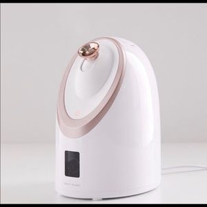 Vanity Planet Senia facial steamer